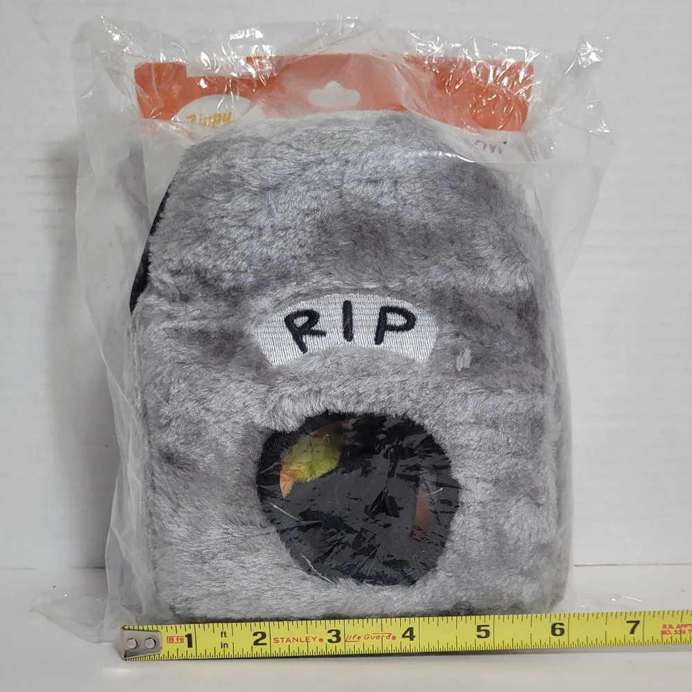 ZippyPaws Holiday Burrow Interactive Squeaky Hide and Seek Plush Dog Toy NEW
